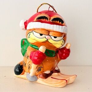 Vintage 1981 Enesco Garfield Cat On Skis Ceramic Christmas Ornament Santa Ski